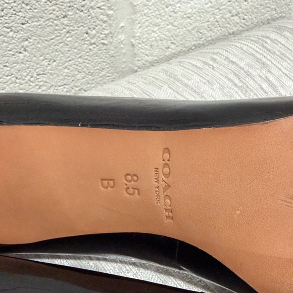 Coach black Patent Leather Women's Pumps - Picture 7 of 9